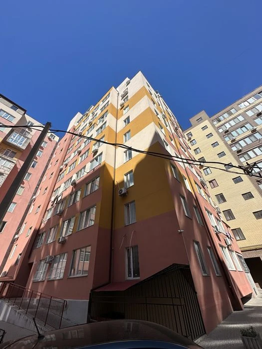 Продам 1-комн квартиру в ЖК Уютный, Грушевского.