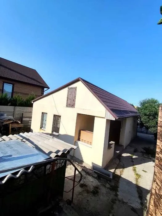 Продам невеликий 3к будинок Перемога Ділянка 8,5сот Опалення