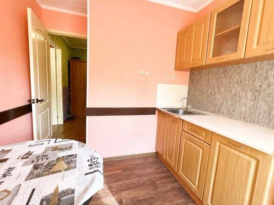 БЕЗ КОМИССИИ! Продам 1 комнатную квартиру в шаговой доступно