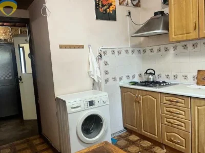 Продам 2-х комнатную квартиру на Черемушках в хорошем месте