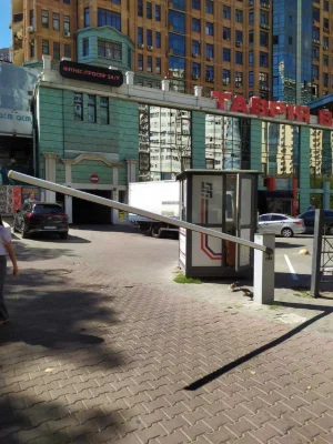 Паркоместо на Генуэзской в ЖК "Корона  Новой Аркадии"!