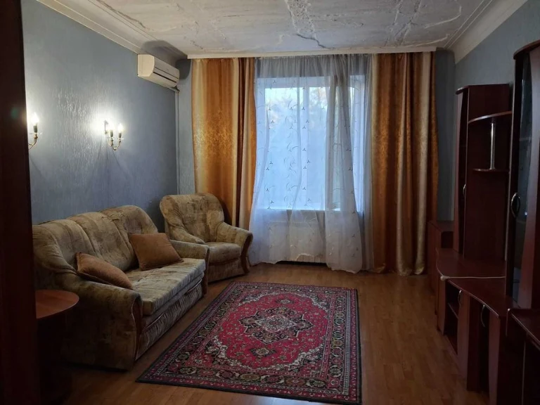 Продам 2кв. Соборний 232, відмінний стан.