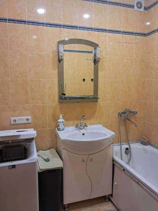 Продам 2кв. Соборний 232, відмінний стан.