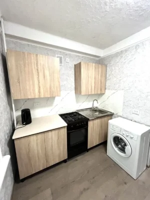 Продаж 3 кімнаної квартири Малий ринок