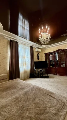 Продам 3-комн. квартиру 72 кв.м. в районе Малого рынка