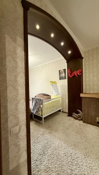 Продам 3-комн. квартиру 72 кв.м. в районе Малого рынка