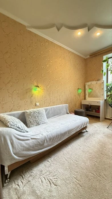 Продам 3-комн. квартиру 72 кв.м. в районе Малого рынка