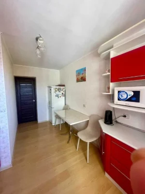 (5) Продам 3к квартиру на Вишенці 9081