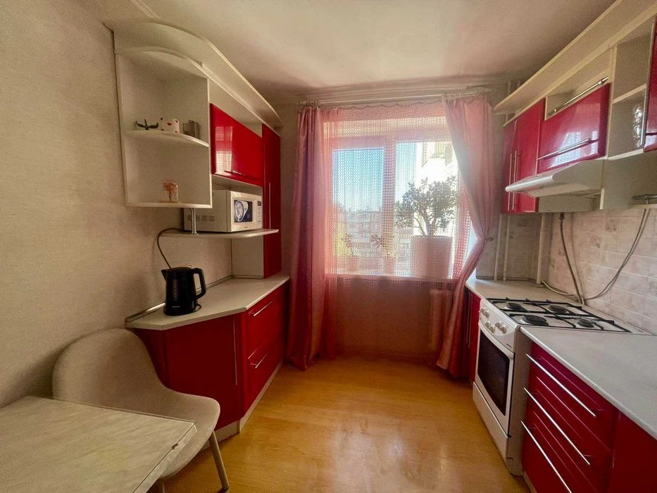 (5) Продам 3к квартиру на Вишенці 9081