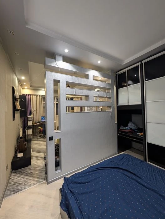 Продаж великої 1 кім квартири в центрі