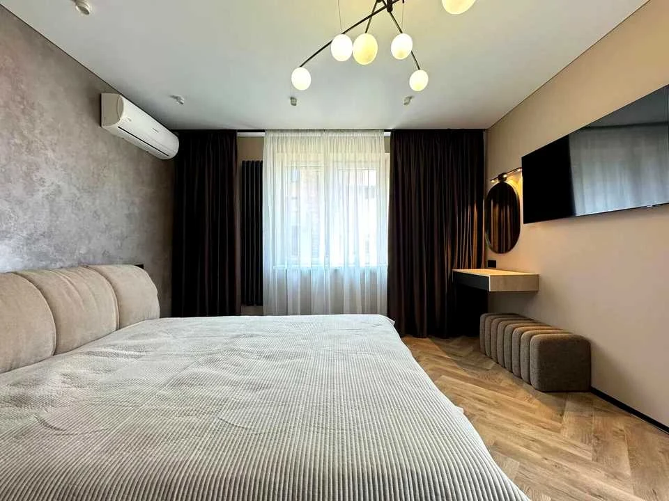 Квартира. Івано-Франківськ, Юліана Пелеша вул., 5, к