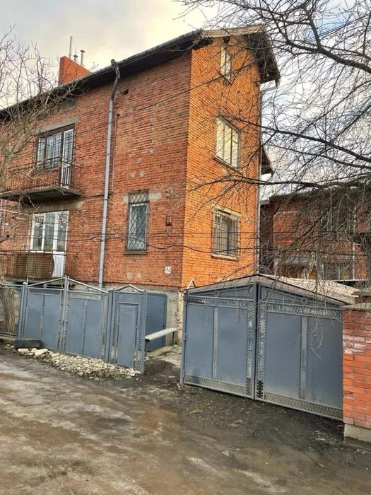 Продаж добротного будинку (217м2) біля вул. Хоткевича_OL