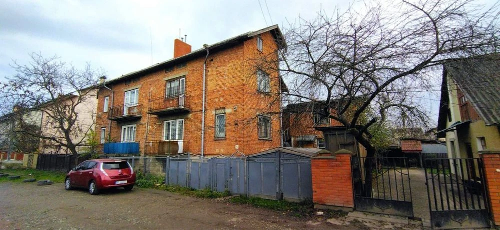 Продаж добротного будинку (217м2) біля вул. Хоткевича_OL