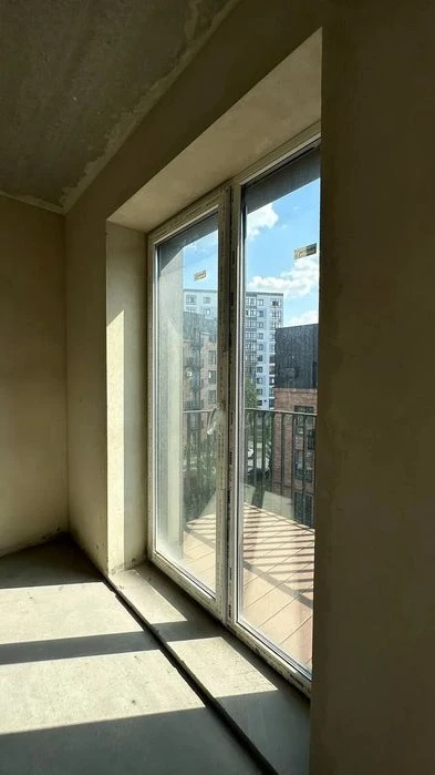 Продаж Елітної 3-кім квартири з Терасою ЖК Клубне 12