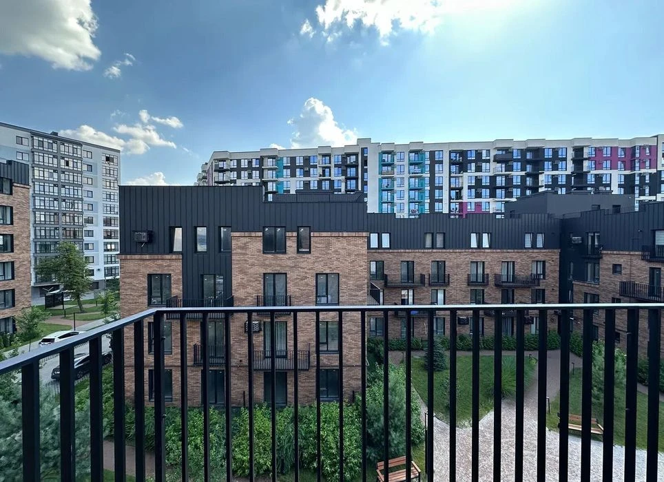 Продаж Елітної 3-кім квартири з Терасою ЖК Клубне 12