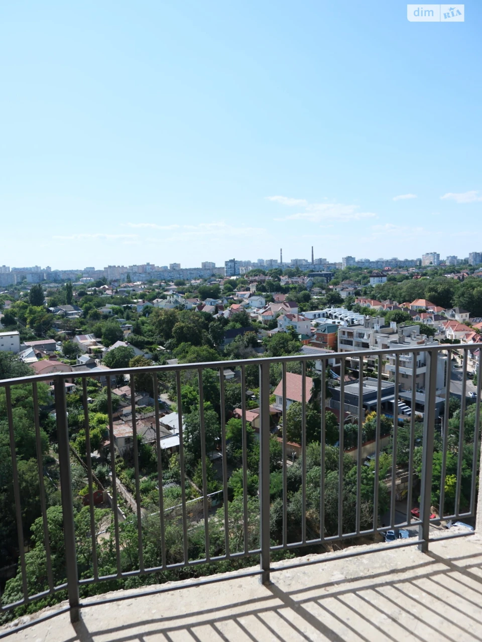 Продажа квартиры Золотой Берег.
