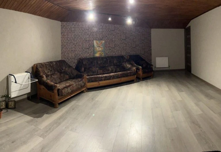 Продам будинок, 3 спальні, 118 м2, Світло не вимикають!