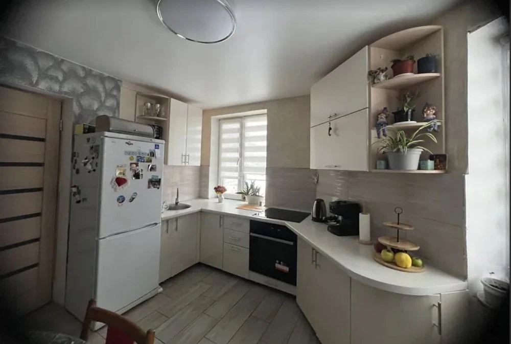Продам будинок, 3 спальні, 118 м2, Світло не вимикають!