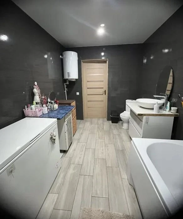 Продам будинок, 3 спальні, 118 м2, Світло не вимикають!