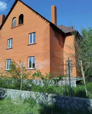 Продам будинок, 285 кв.м, 6 сот землі, Червоний шлях