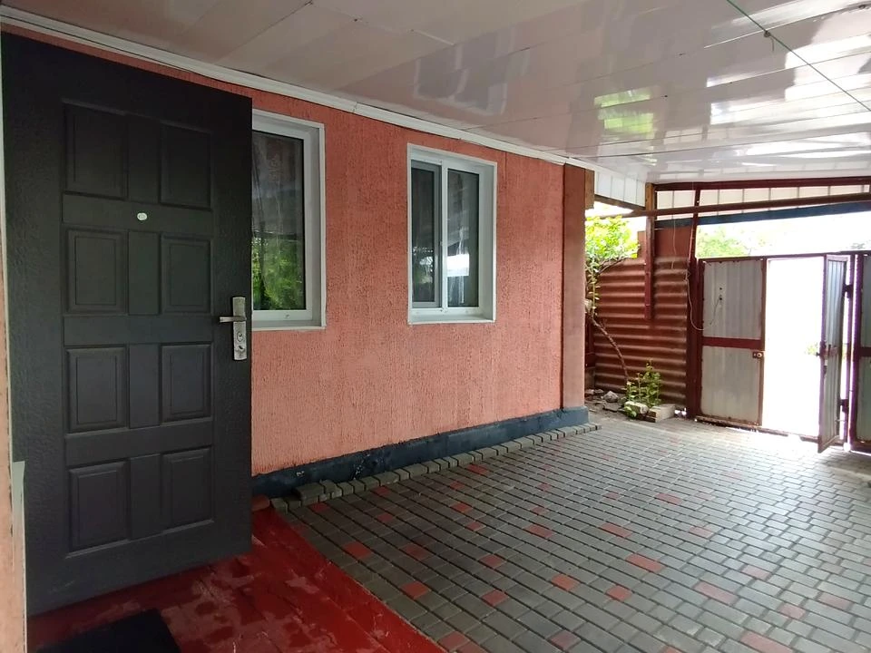 House. Zaporizhzhia, Volonts'ka