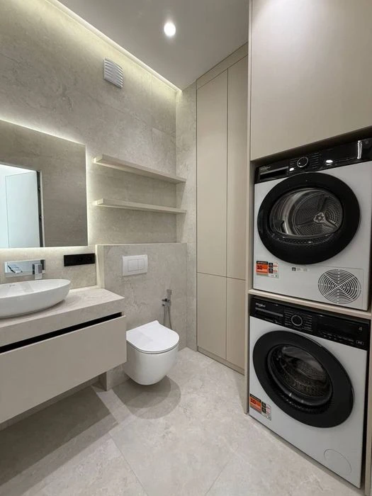 Продаж 3-кім квартири в ЖК UZH Towers