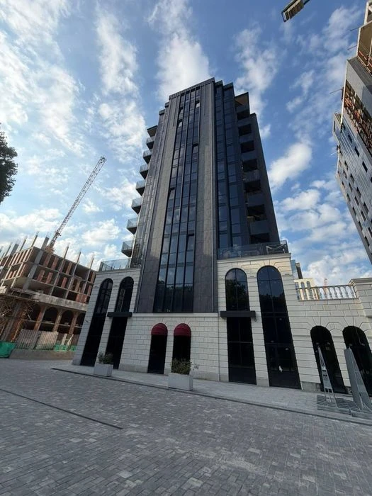 Продаж 3-кім квартири в ЖК UZH Towers
