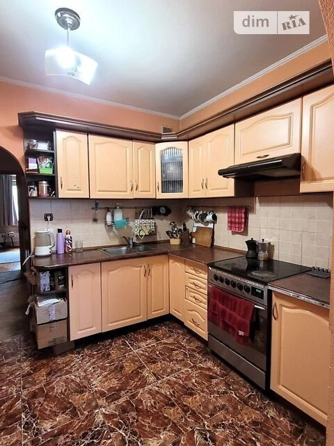 For sale 4-room apartment 100 sq. m. on Oresta Vaskula St. 49 • ID