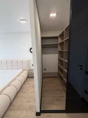 Продаж 2 кімнатної квартири .Ремонт.Меблі.Техніка.Вигляд на