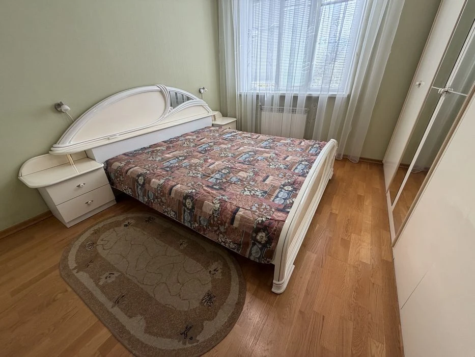 Продаж гарної 3-ки вул Соборна, закритий двір, автономне опл
