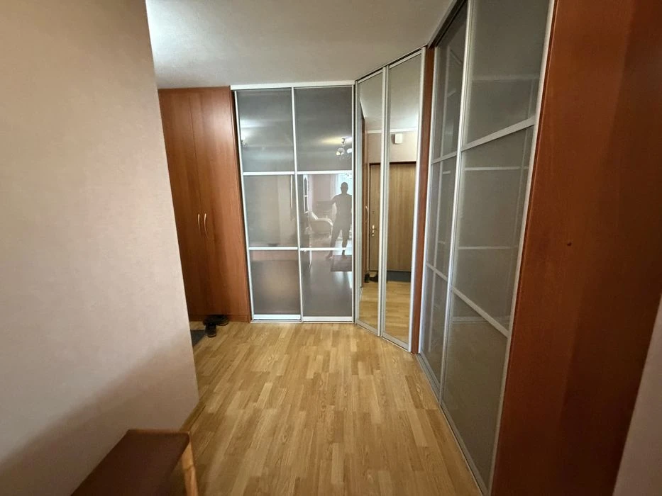 Продаж гарної 3-ки вул Соборна, закритий двір, автономне опл