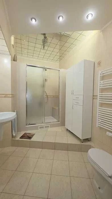 Продам якісний, добротний будинок для сім’ї — «заходь і живи