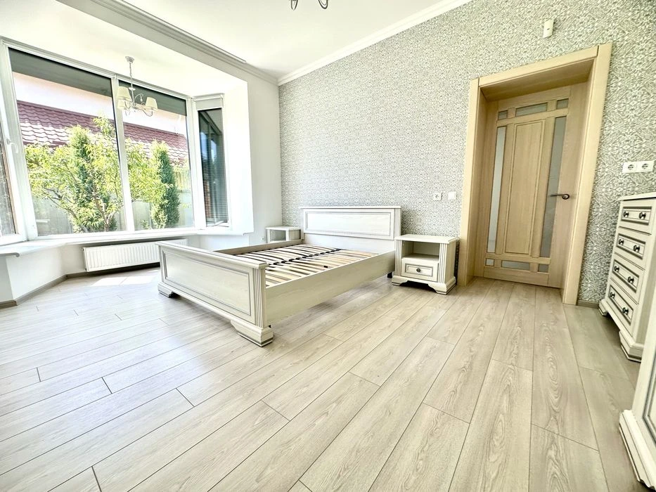Продам якісний будинок  в Сумах
