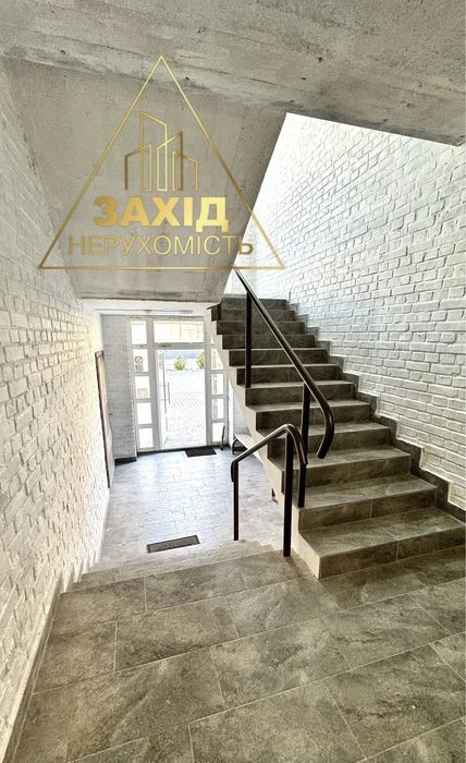 Однокімнатна Новобудова р-н ТРЦ «Імідж», є розетка для заряд
