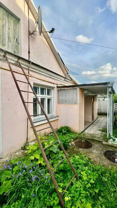 Продаж частини будинку у Луцьку(Київський майдан)