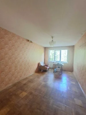 ПРОДАМ 2-ох кімнатну квартиру р-н Л.Лук’яненка