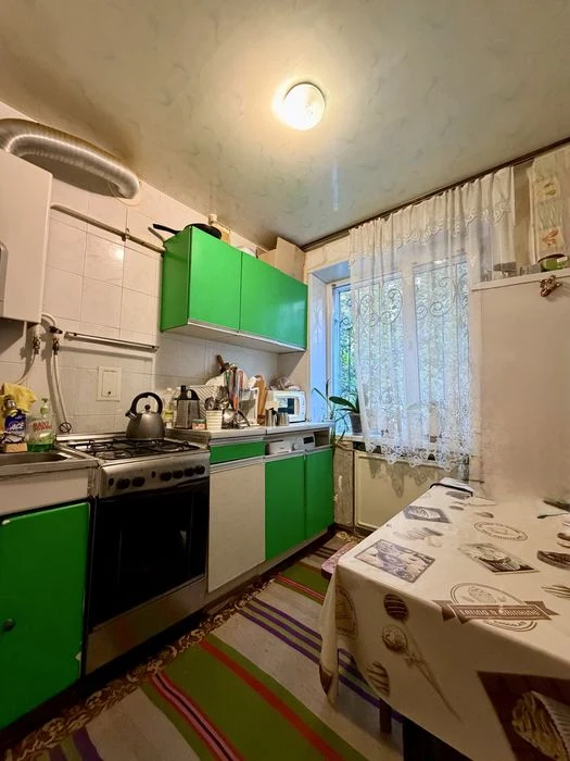 Продаж 2 кім.квартири , р-н Попова