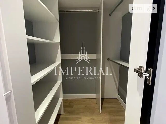 Довготривала оренда 1к квартири на вул. Набережно-Рибальська