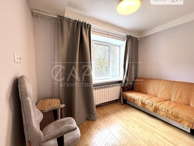 Довготривала оренда 3к квартири на вул. Лаврська 4 • ID 3484