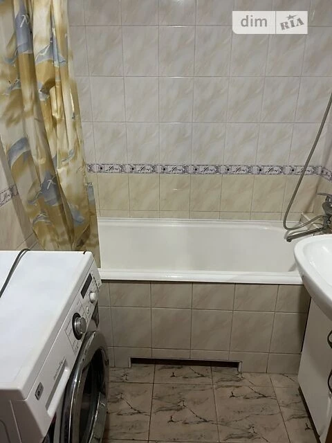 Довготривала оренда 3к квартири на шосе Харківське 146 • ID