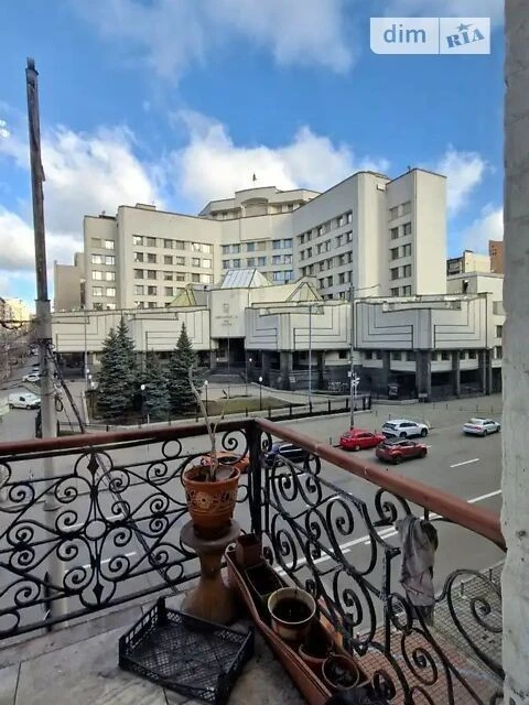 Довготривала оренда 2к квартири на вул. Антоновича 37/13 • I