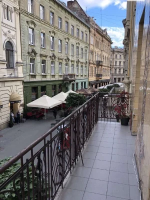 Продаж Квартира Центр