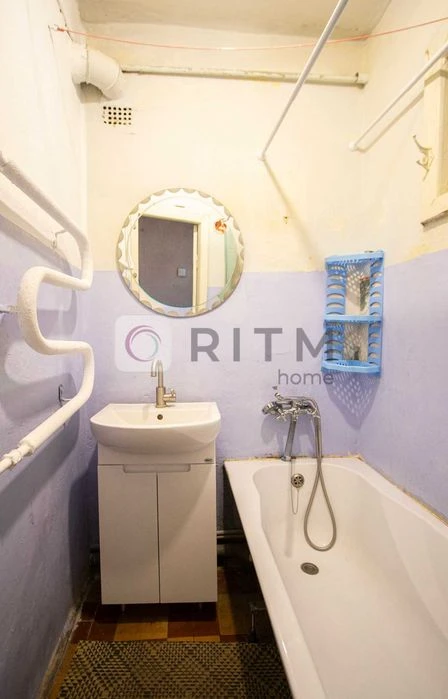 Продаж 3 к. квартири по вул. Золота. Без комісії.