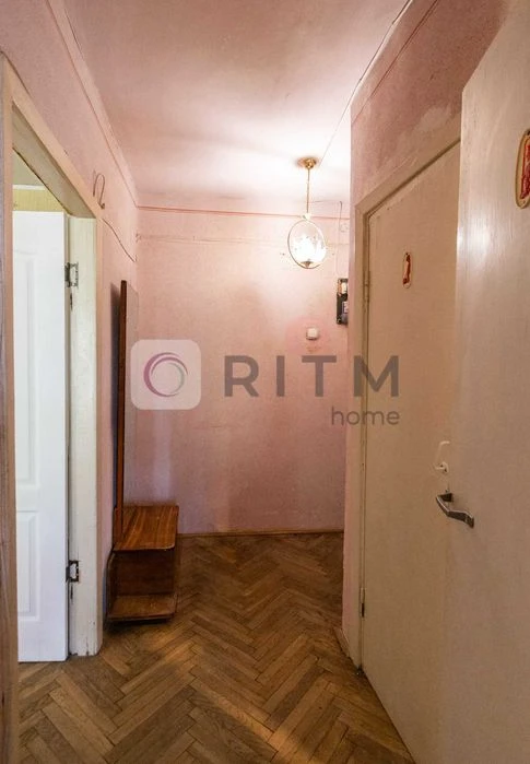 Продаж 3 к. квартири по вул. Золота. Без комісії.