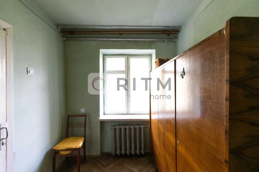 Продаж 3 к. квартири по вул. Золота. Без комісії.