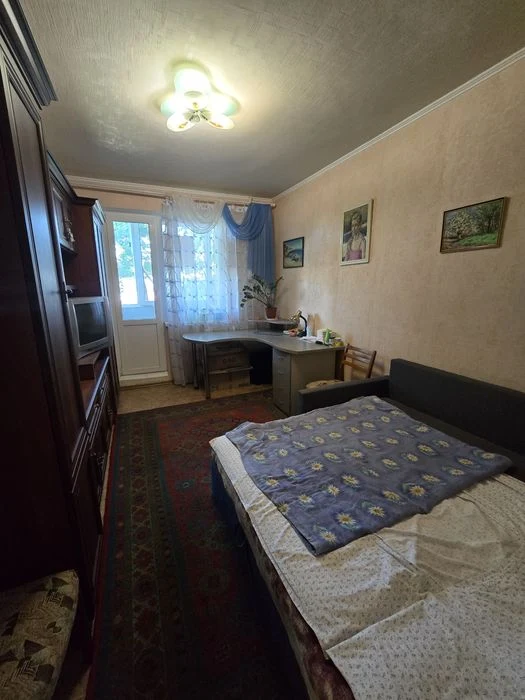 Продаж 2х кімнатної квартири біля ТРК Україна