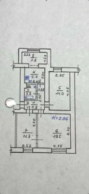 Продам 3к.сталинку,ремонт,ж\б,2\5,пл.67м2,м.Университет,ул.К