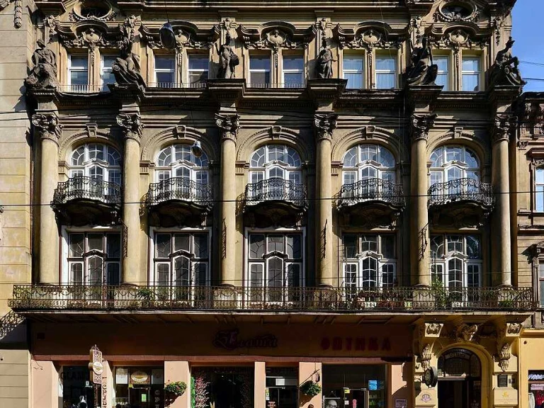 Квартира. Львів, Гетьмана Петра Дорошенка вул. (Жовтнева)