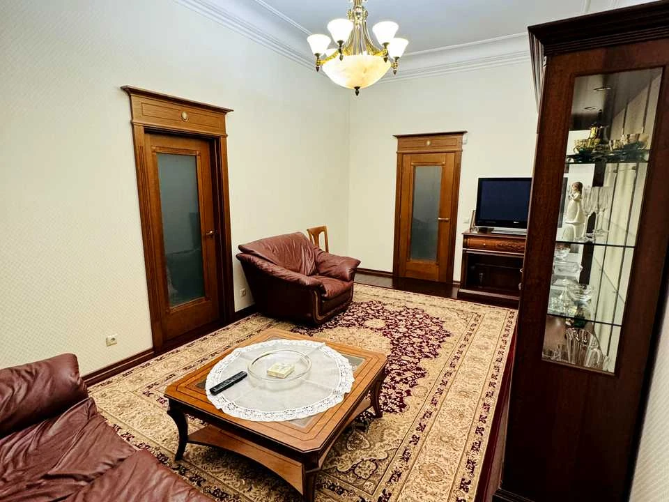 Квартира. Львів, Гетьмана Петра Дорошенка вул. (Жовтнева)
