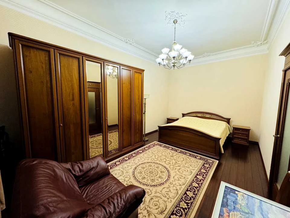 Квартира. Львів, Гетьмана Петра Дорошенка вул. (Жовтнева)